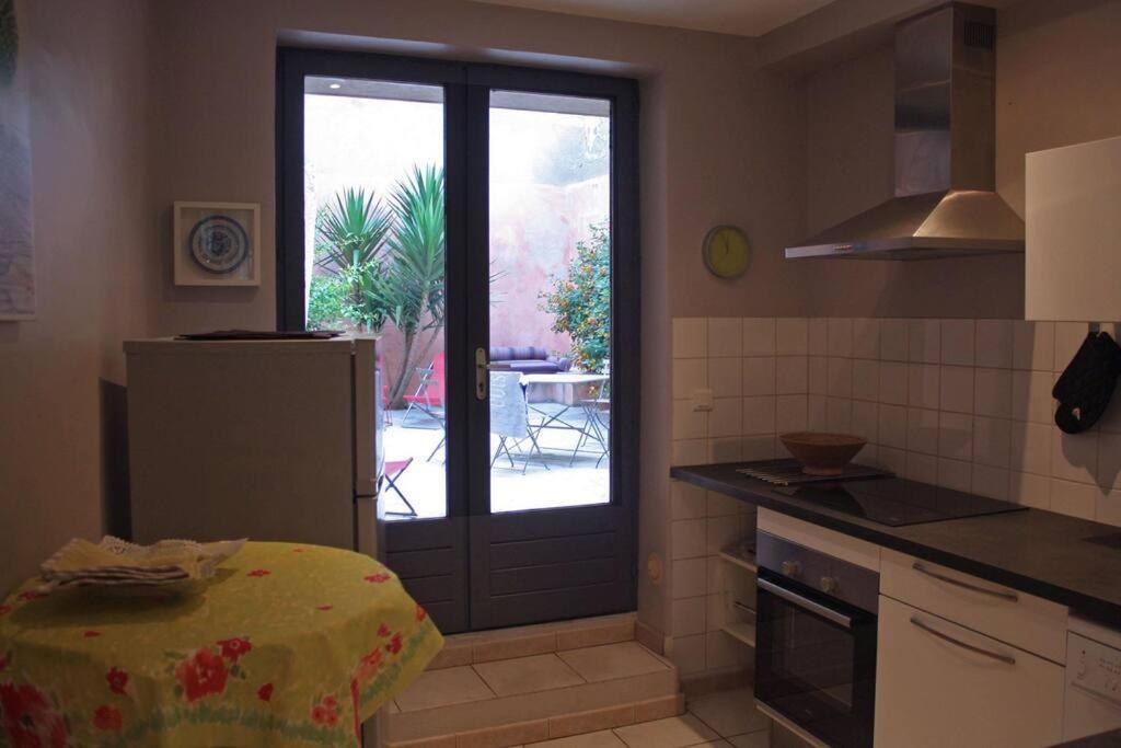 Arlette La Petite Maison Arlesienne Exterior foto